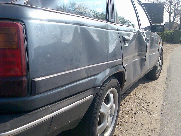 Toyota Carina 2 billede 3