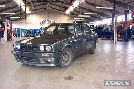 BMW E30 325 billede 6