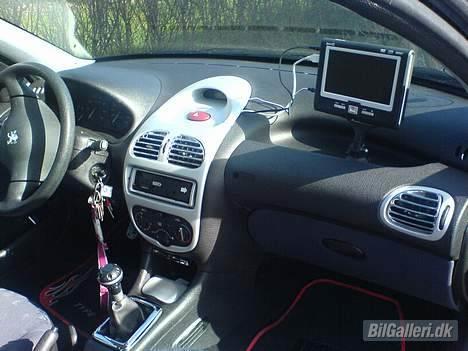 Peugeot 206 Solgt - Indvendigt i bilen:) billede 9