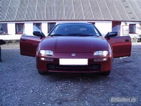Mazda 323 F ba Solgt billede 6