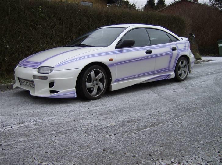 Mazda 323F BA - se hvor mors lille skat skinner :-) billede 3