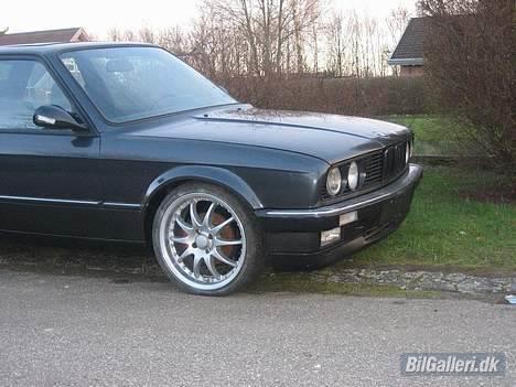 BMW E30 325i billede 6