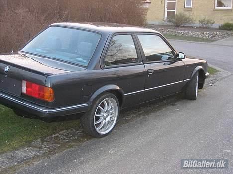BMW E30 325i billede 9