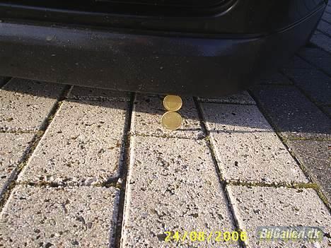 VW                 Vento TDI - en tyver og en tier i klemme mellem kofanger en og jorden ! ! billede 4