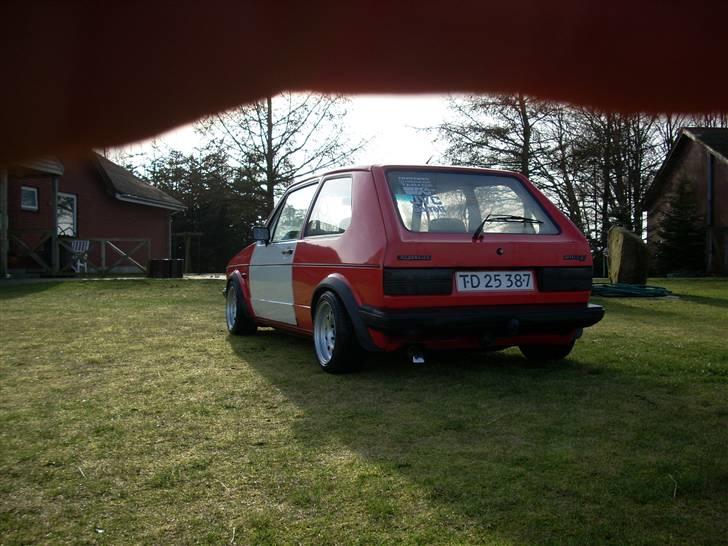 VW Golf 1 1,6TD *Solgt* billede 5