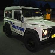 Land Rover 90"