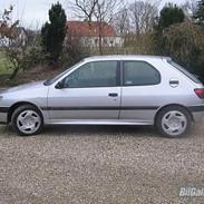 Peugeot 306 XSi --> Smaderet <--