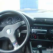 BMW 325i (Solgt)