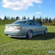 BMW 323i E36 Coupé