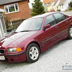 BMW E 36 *SOLGT*
