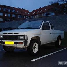 Nissan King Cab 2wdTurbo -solgt-