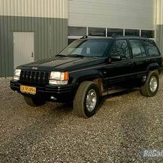 Jeep Grand Cherokee Limited V8