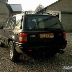 Jeep Grand Cherokee Limited V8