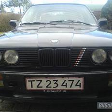 BMW 325i (Solgt)