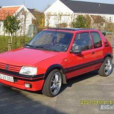 Peugeot 205 1,9 gti solgt