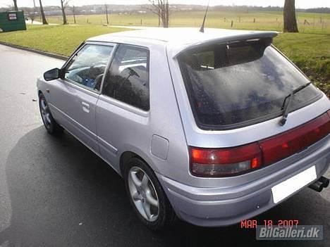 Mazda 323 Bg "Solgt" billede 2