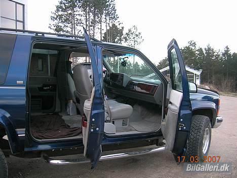 Chevrolet surburban - grænsekiosken løber tør for øl når ankommer billede 5