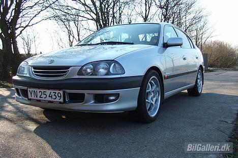 Toyota Avensis 2.0 sol. SOLGT billede 3