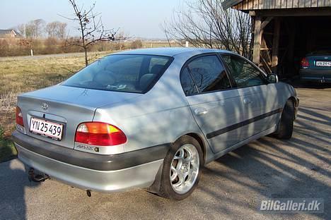 Toyota Avensis 2.0 sol. SOLGT billede 6