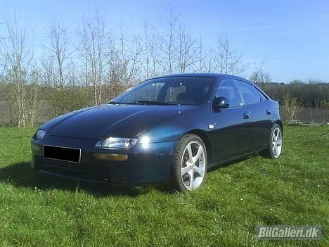 Mazda 323F Ba billede 1