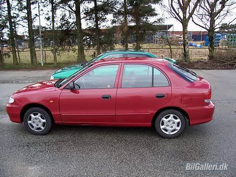 Hyundai accent 1,5  billede 3