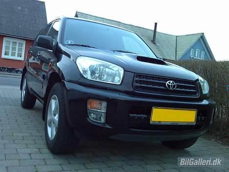 Toyota RAV4 D4-D billede 1
