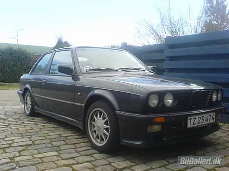 BMW 325i (Solgt) billede 3