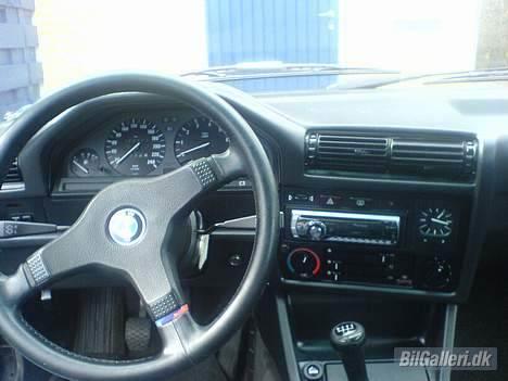 BMW 325i (Solgt) billede 5