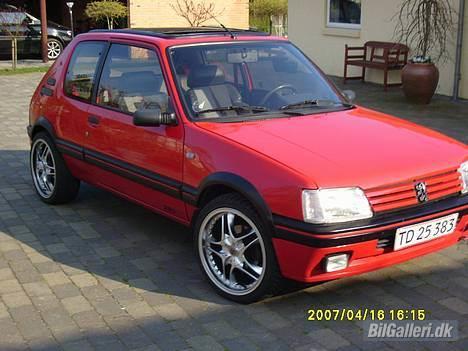 Peugeot 205 1,9 gti solgt billede 1