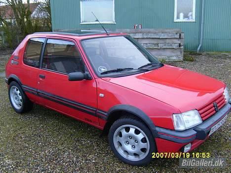 Peugeot 205 1,9 gti solgt billede 4