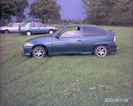 Opel Kadett E SOLGT billede 8