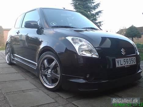 Suzuki Swift (solgt) billede 1