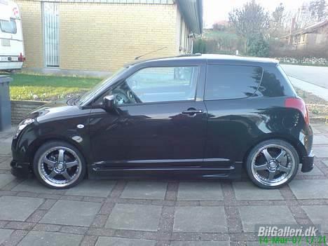 Suzuki Swift (solgt) billede 2