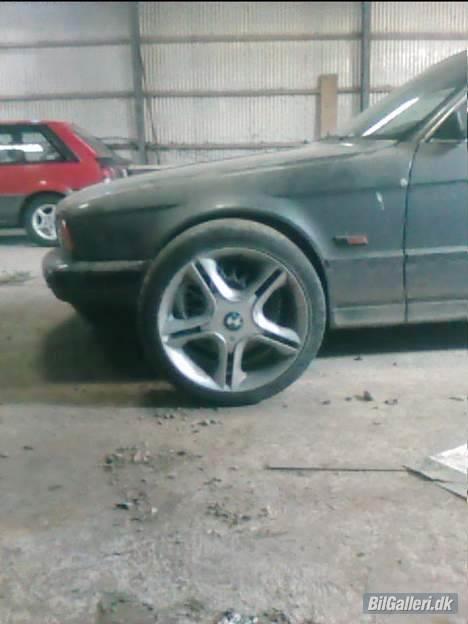 Nissan Sunny 1.6 GT - 18" Ser ikk dumt ud:b billede 15