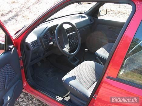 Peugeot 106 SOLGT billede 8