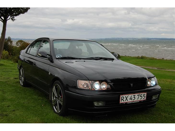 {{currentPhoto.altText}} billede {{currentPhoto.number}}