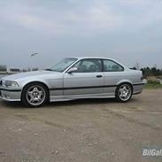 BMW E36 328i - Solgt - 