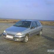 Renault clio 1,4 s 3d