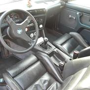 BMW e30 320i 