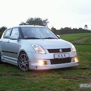 Suzuki Swift 1,5 vvt *knust*