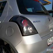 Suzuki Swift 1,5 vvt *knust*