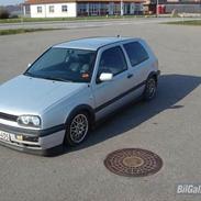VW Golf 2,8 VR6 **SOLGT**