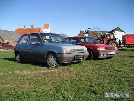 Renault 5 SOLGT - Min bil og kærestens bil :) billede 10