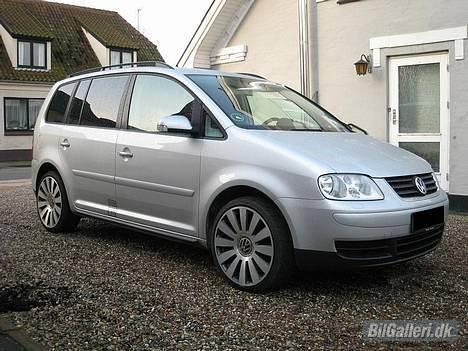 VW Touran 2.0 TDI DSG *Solgt - 19" A8 :) billede 17