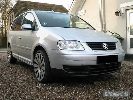 VW Touran 2.0 TDI DSG *Solgt - 19" A8 :) billede 18
