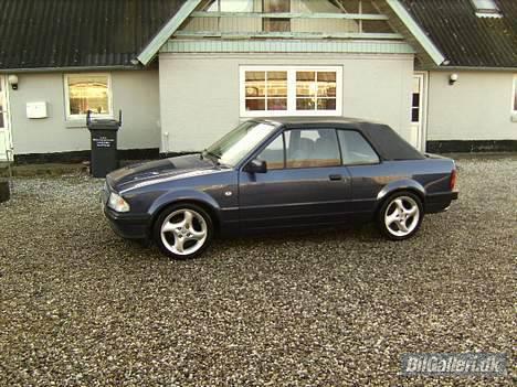 Ford Escort Xr3i Cab SOLGT billede 5