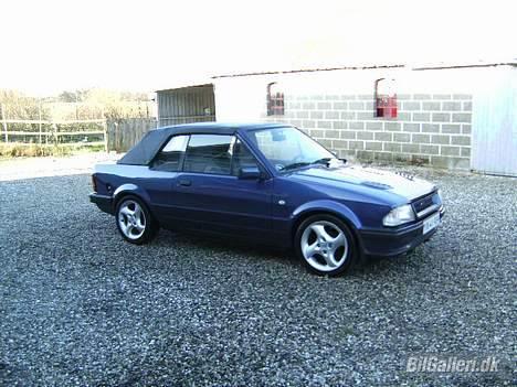 Ford Escort Xr3i Cab SOLGT billede 6
