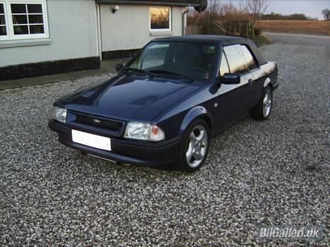 Ford Escort Xr3i Cab SOLGT billede 8