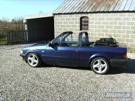 Ford Escort Xr3i Cab SOLGT billede 11