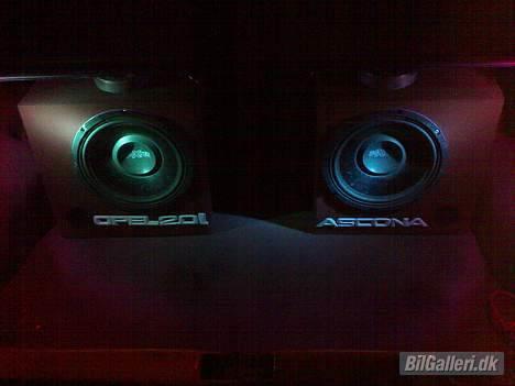 Opel ascona c cc - anlæget om aften  billede 15